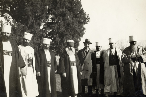 RG713 - 938a - Albania, gentleman with 7 bearded Bektashi monks